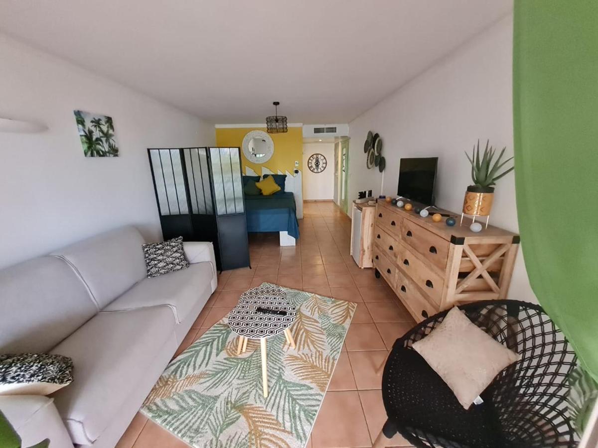Studio cosy, vue sur mer villages vacances Sainte anne chèques vacances acceptés Extérieur photo
